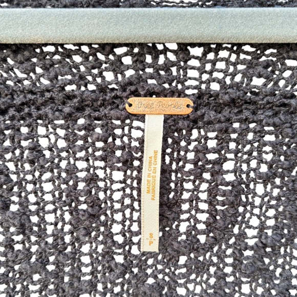 Free People Women’s S Black Knit Bohemian Short Sleeve Tunic Sweater Dress - Picture 9 of 11